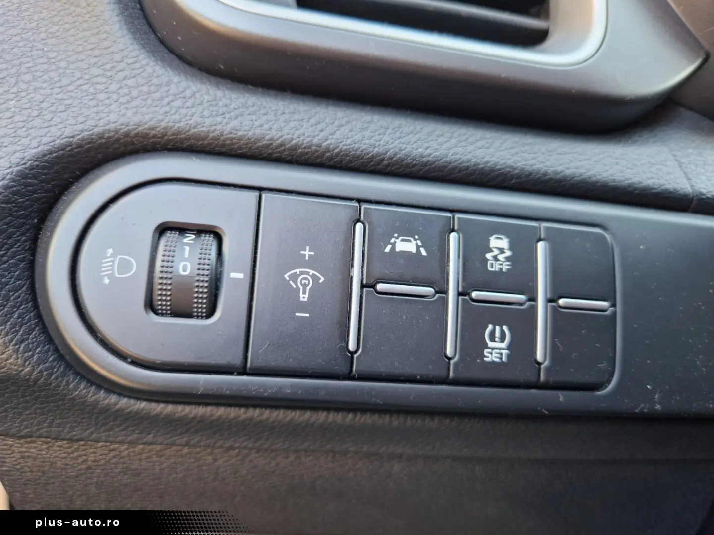 KIA XCEED 1.5 T-GDi Hybrid Electric 7DCT City