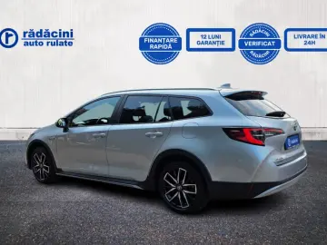 TOYOTA COROLLA 2.0 Touring Sports Hybrid Trek 180 CP 2021