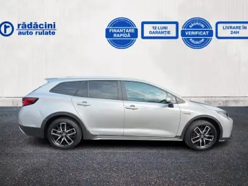 TOYOTA COROLLA 2.0 Touring Sports Hybrid Trek 180 CP 2021