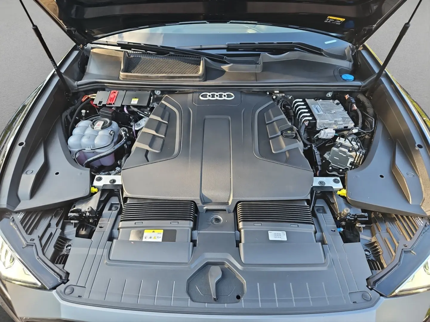 Q8 50 TDI qu. S-tronic*S-line*AHK*Matrix*Air*360