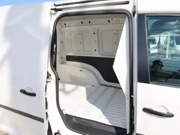 Volkswagen Caddy L1H1 2.0 75 CP