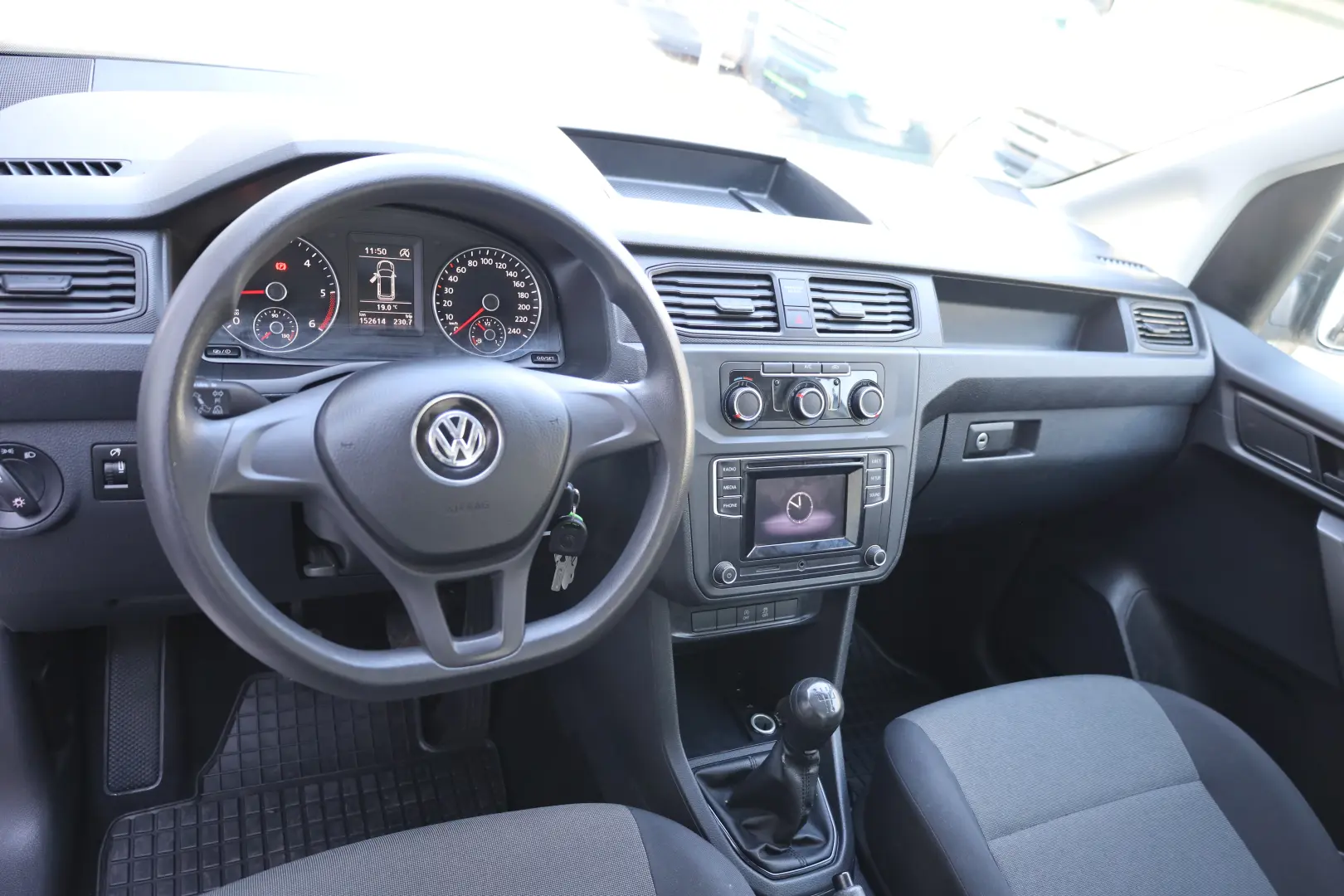 Volkswagen Caddy L1H1 2.0 75 CP