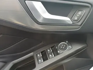 FORD FOCUS 1.5 Diesel 120 CP MT6 TITANIUM