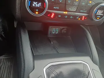 FORD FOCUS 1.5 Diesel 120 CP MT6 TITANIUM