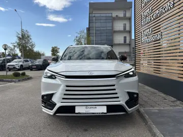 LEXUS TX500H