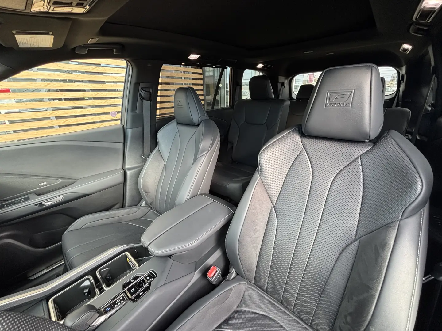 LEXUS TX500H