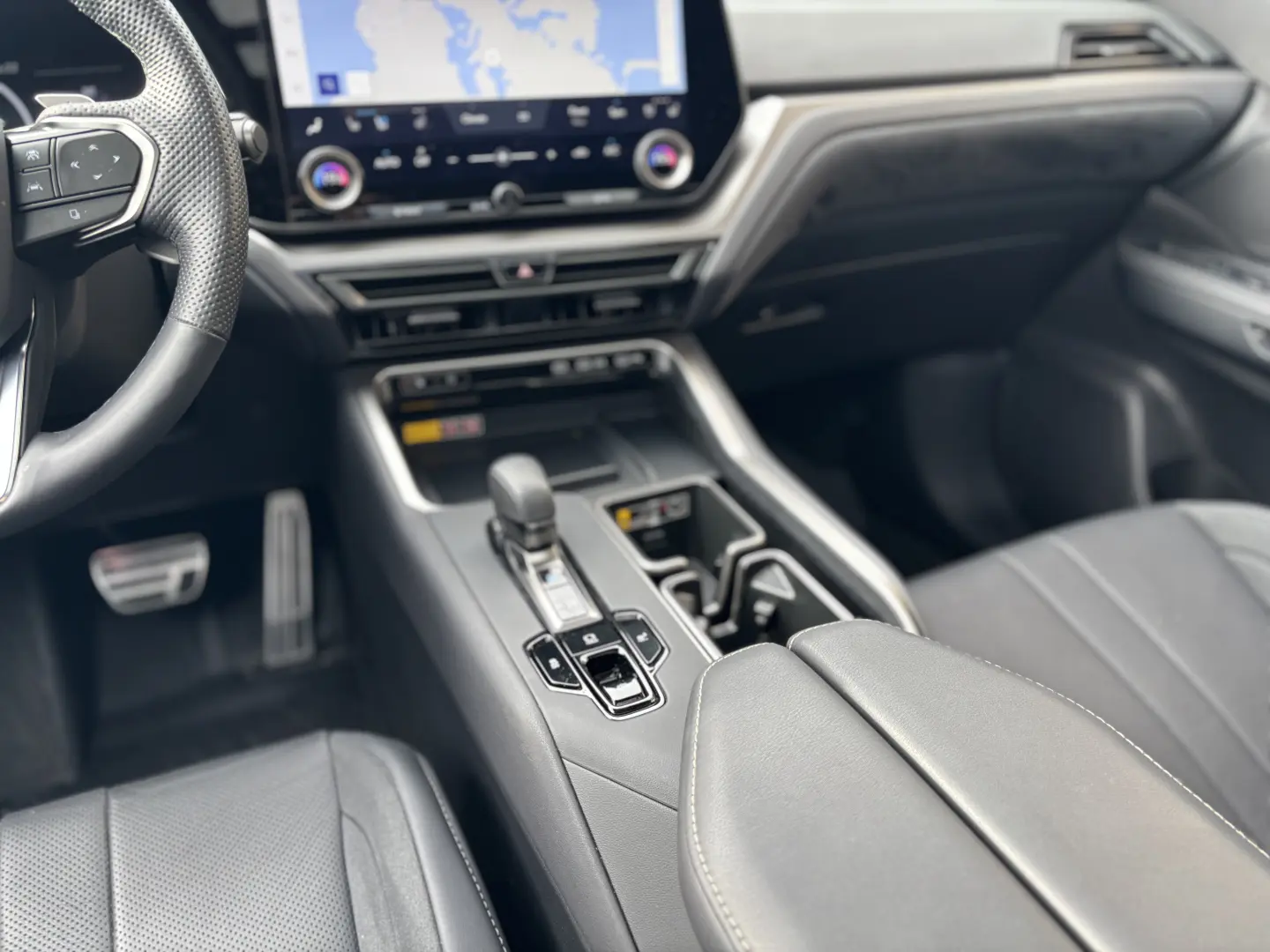 LEXUS TX500H