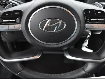 Tucson 1.6 TGDI 4WD Hyb NAVI+KAMER+VIRTU+DAB+19