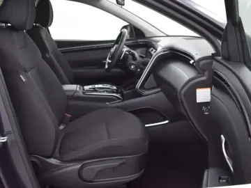 Tucson 1.6 TGDI 4WD Hyb NAVI+KAMER+VIRTU+DAB+19