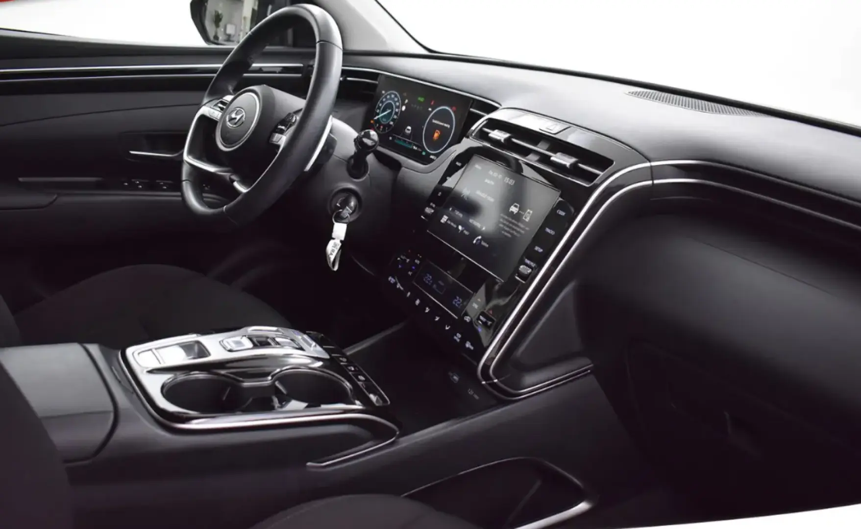 Tucson 1.6 TGDI 4WD Hyb NAVI+KAMER+VIRTU+DAB+19