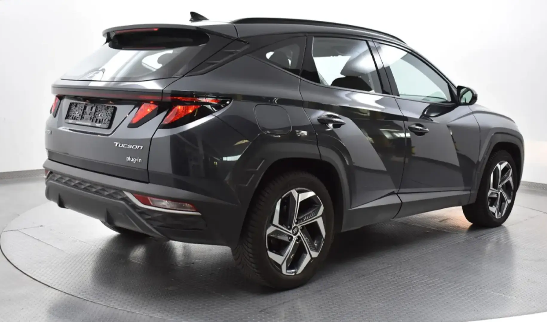 Tucson 1.6 TGDI 4WD Hyb NAVI+KAMER+VIRTU+DAB+19