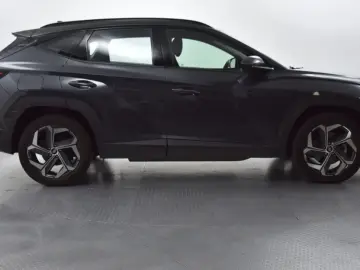 Tucson 1.6 TGDI 4WD Hyb NAVI+KAMER+VIRTU+DAB+19