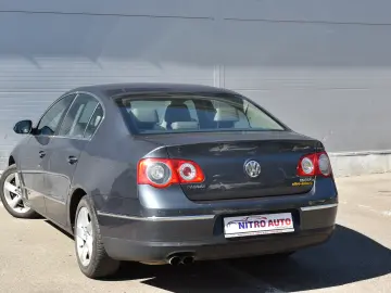 VW PASSAT 2.0 HIGHLINE