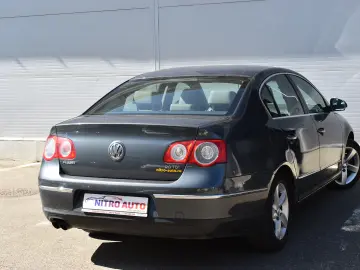 VW PASSAT 2.0 HIGHLINE