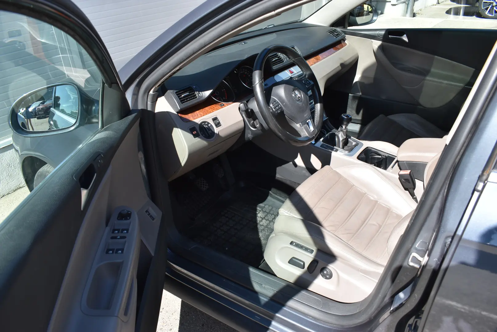 VW PASSAT 2.0 HIGHLINE
