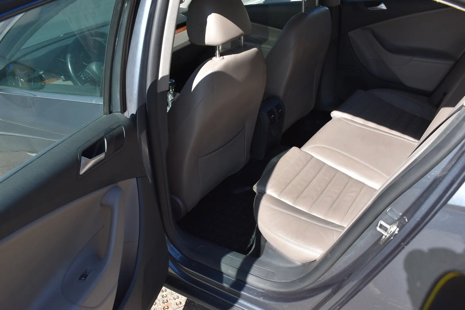 VW PASSAT 2.0 HIGHLINE