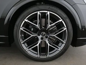 Audi RS Q8 SUV 4.0 TFSI tiptronic quattro audi e