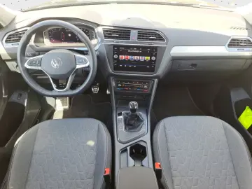 Tiguan Allspace Life 1.5 TSI 7Sitze*AHK*Digital