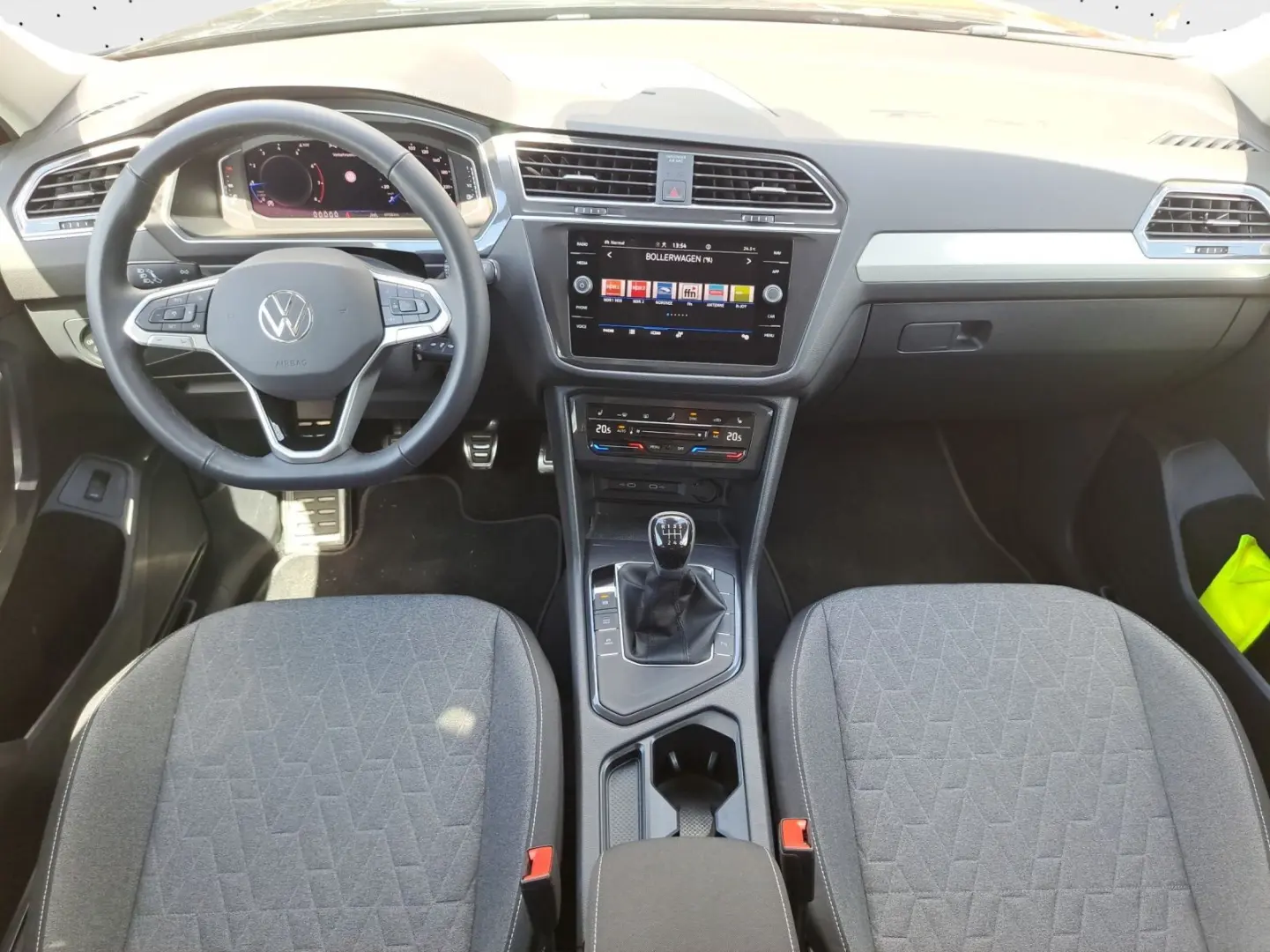 Tiguan Allspace Life 1.5 TSI 7Sitze*AHK*Digital