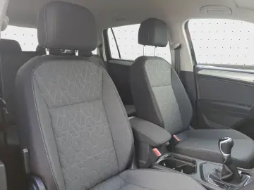 Tiguan Allspace Life 1.5 TSI 7Sitze*AHK*Digital