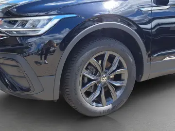 Tiguan Allspace Life 1.5 TSI 7Sitze*AHK*Digital