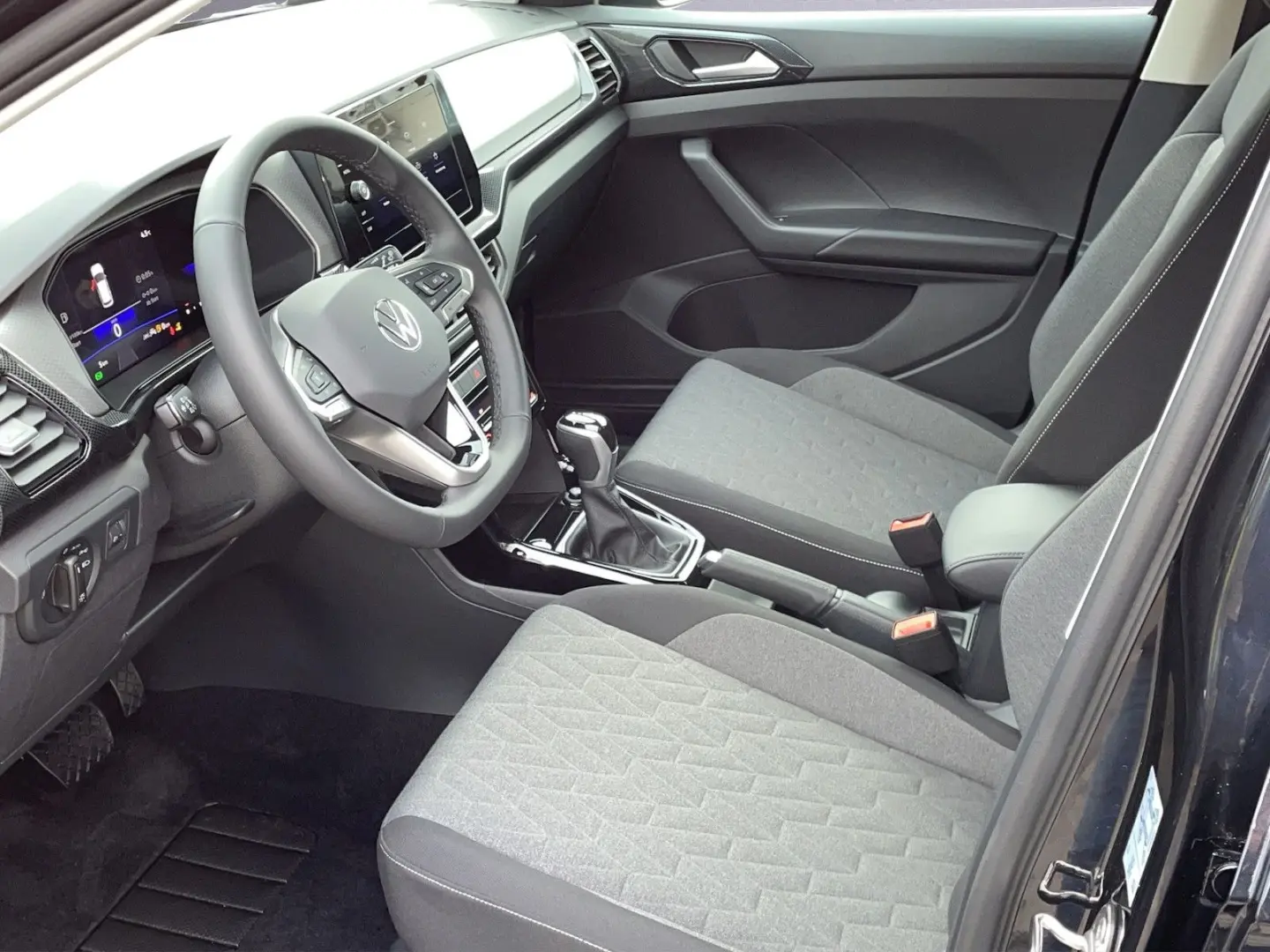 Volkswagen T-Cross 1.0 TSI Life DSG APP Connect APS LED