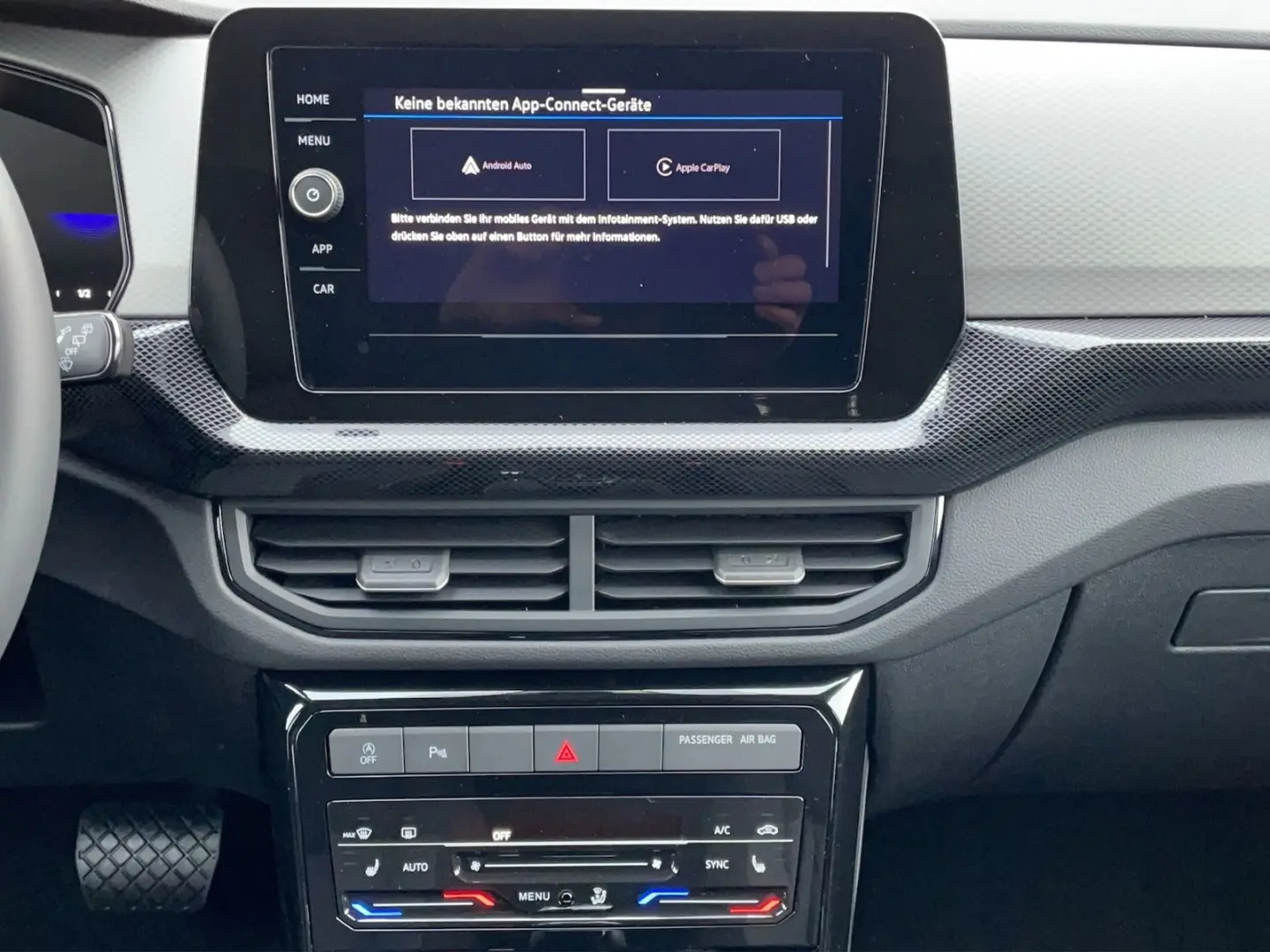 Volkswagen T-Cross 1.0 TSI Life DSG APP Connect APS LED