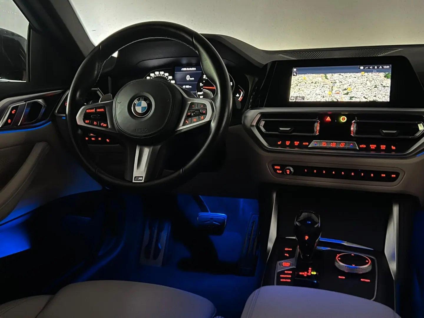 M440 i xDrive/LED/DAB/KAM/MEMORY/BICOLOR 19 ZOLL