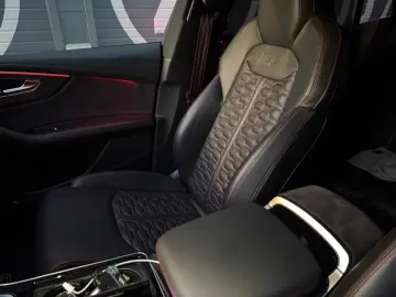 RSQ8 Akrapovic 305Km/h Ceramic Dynamik Gar 12/26