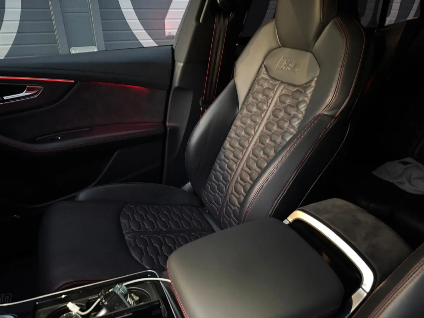 RSQ8 Akrapovic 305Km/h Ceramic Dynamik Gar 12/26