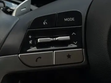 Tucson 1.6 T-GDI PHEV 4WD CarPlay Kamera Temp
