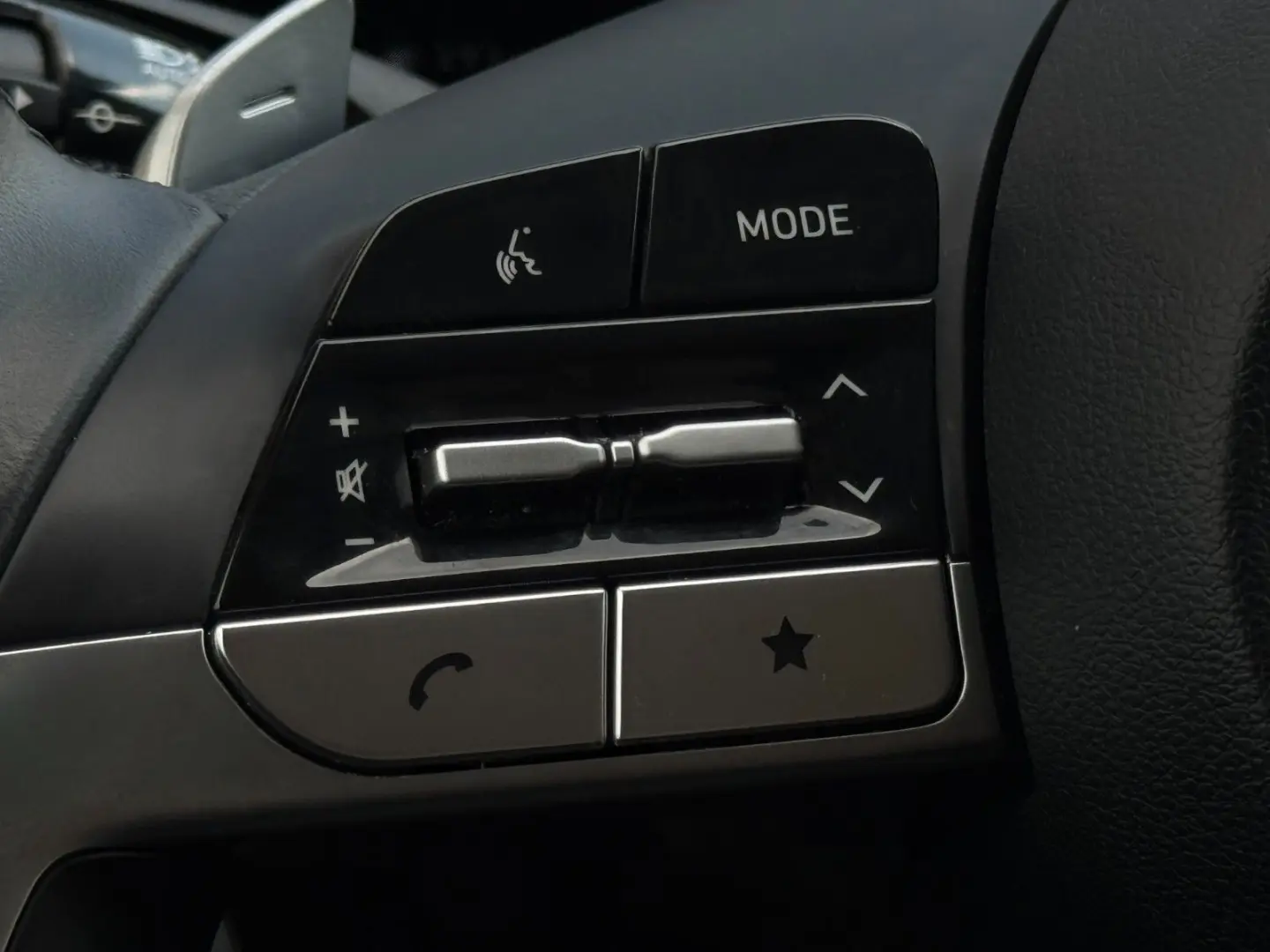 Tucson 1.6 T-GDI PHEV 4WD CarPlay Kamera Temp