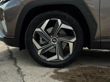 Tucson 1.6 T-GDI PHEV 4WD CarPlay Kamera Temp