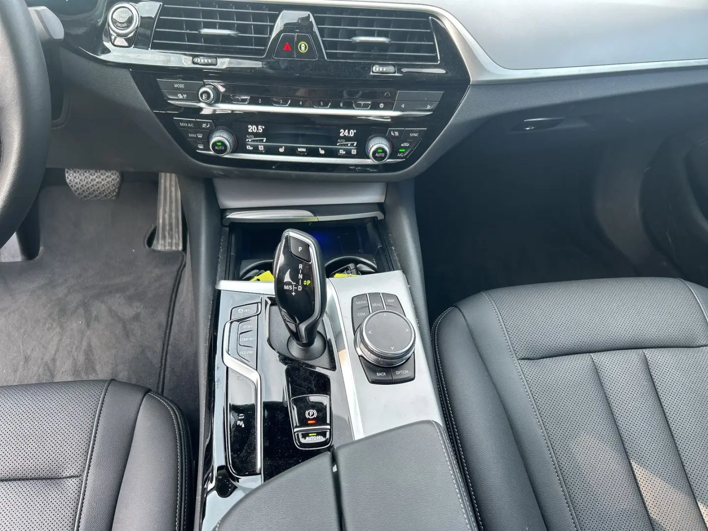 520d Limousine Head-Up Laser DAB LED WLAN RFK