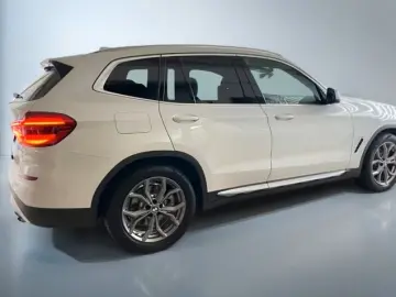 X3 xDrive 20d xLine M Sportfahrwerk HUD AHK