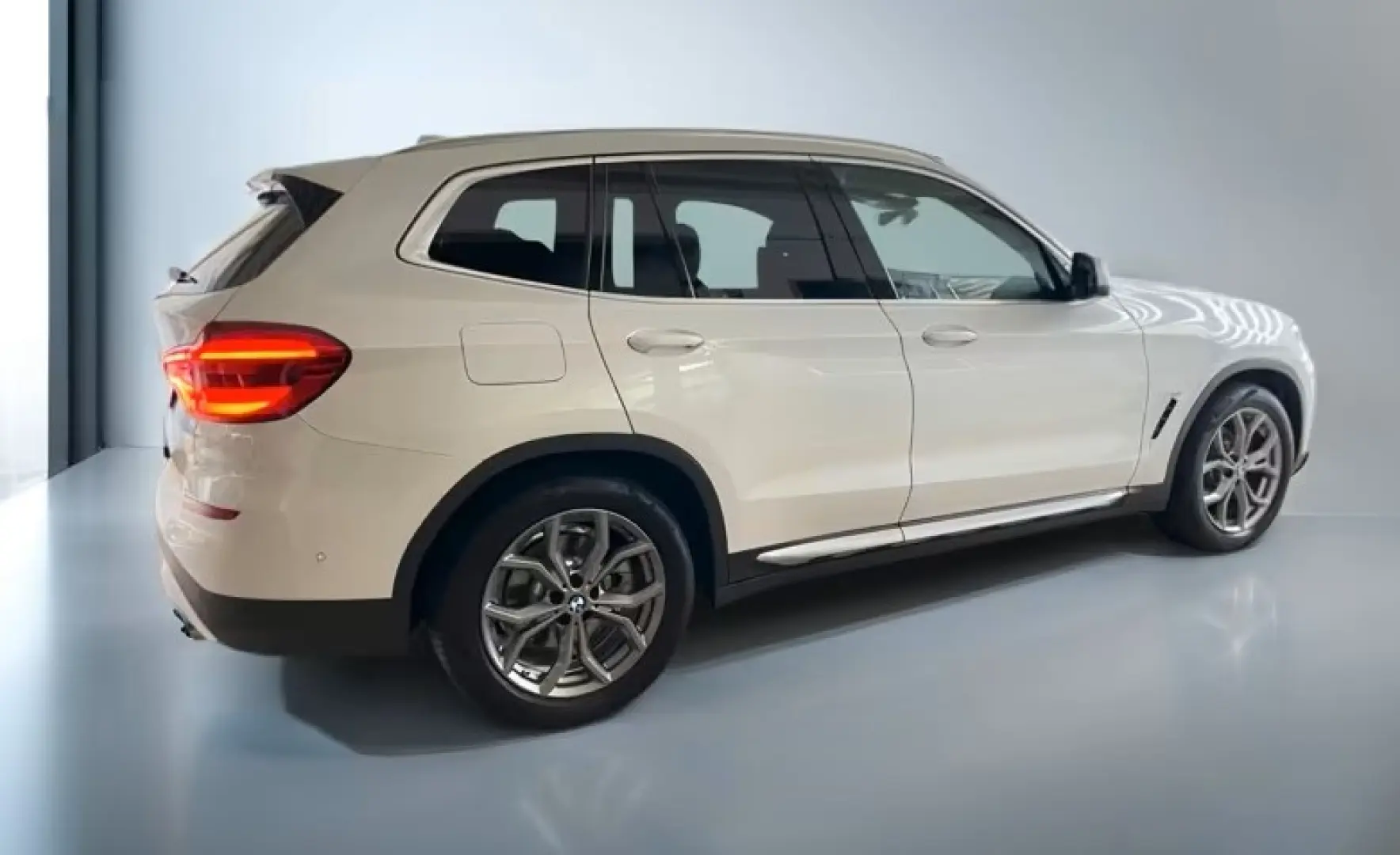 X3 xDrive 20d xLine M Sportfahrwerk HUD AHK