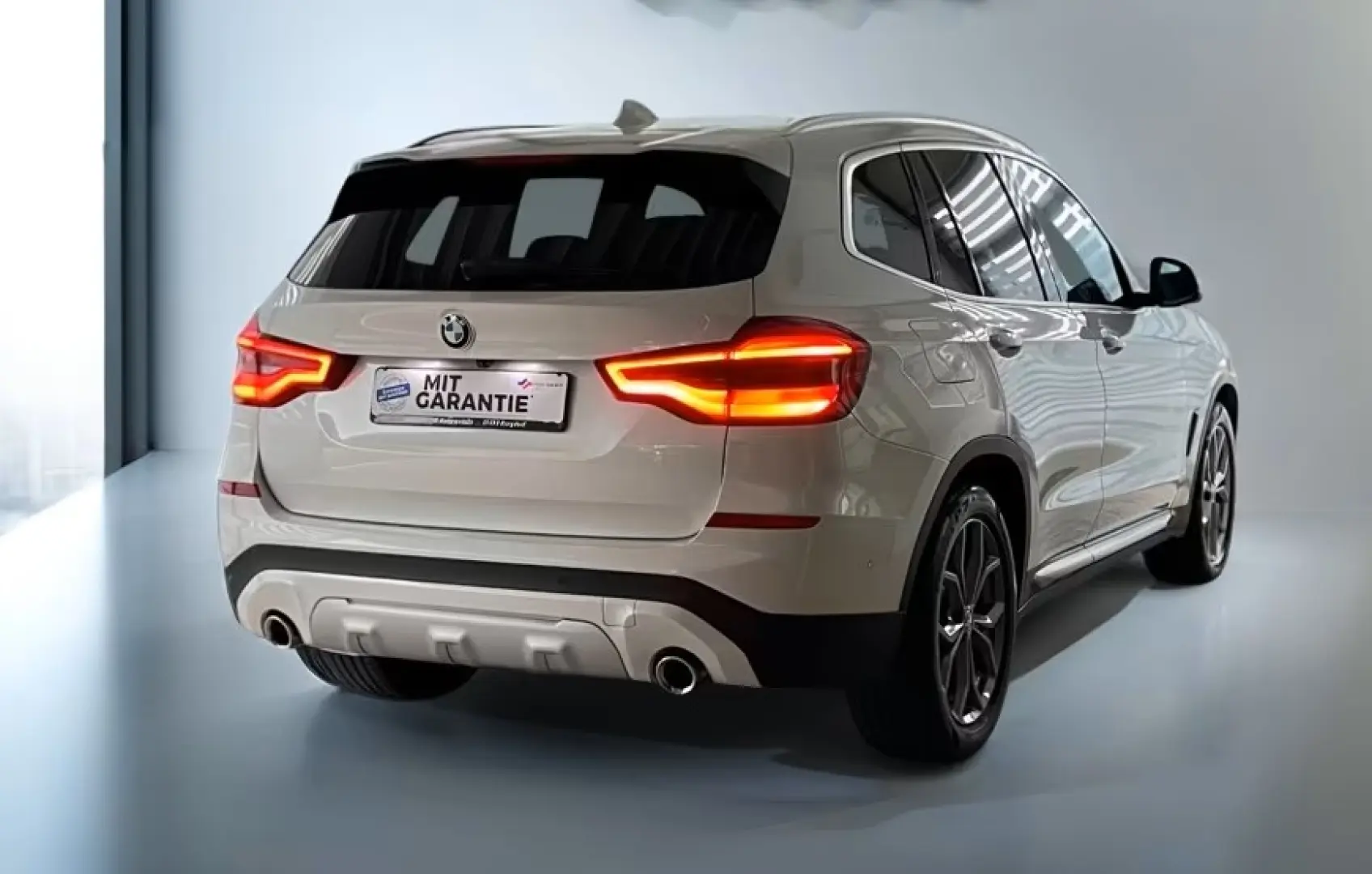 X3 xDrive 20d xLine M Sportfahrwerk HUD AHK