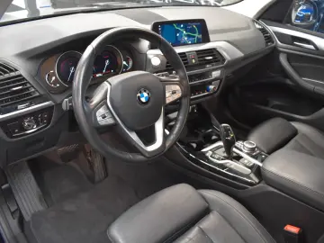 X3 xDrive 20 d LEDER SHZ PDC LED ACC HIFI