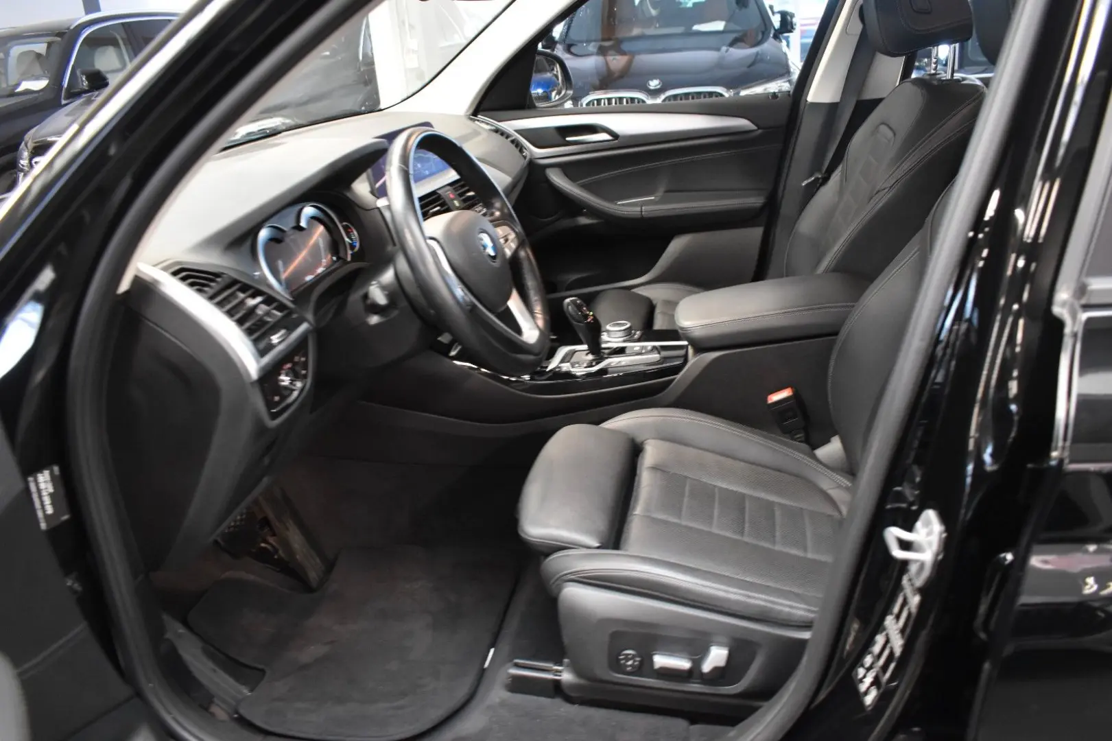 X3 xDrive 20 d LEDER SHZ PDC LED ACC HIFI