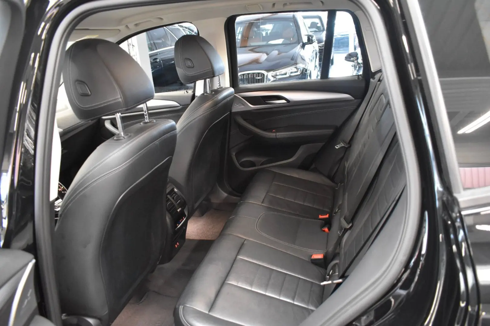 X3 xDrive 20 d LEDER SHZ PDC LED ACC HIFI