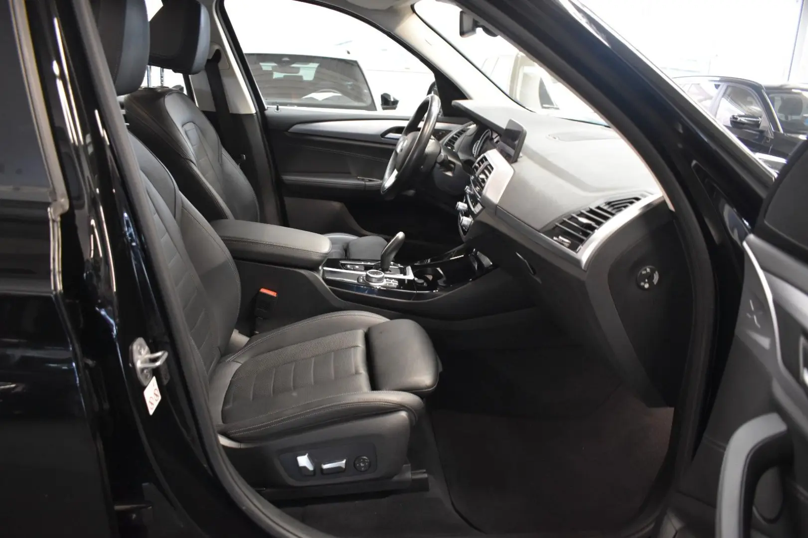 X3 xDrive 20 d LEDER SHZ PDC LED ACC HIFI