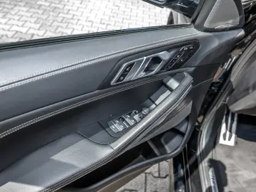 X6 xDrive40d M Sport Pano Sky Lounge Standheiz.