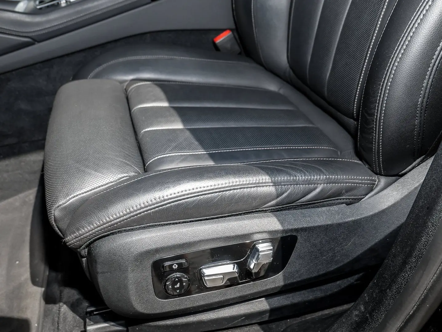 X6 xDrive40d M Sport Pano Sky Lounge Standheiz.