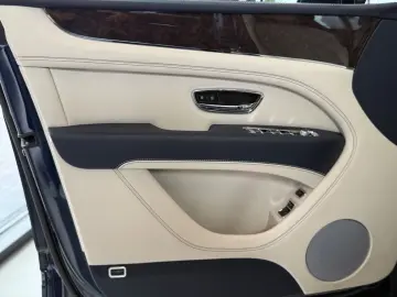 Bentayga Panorama HUD Massage