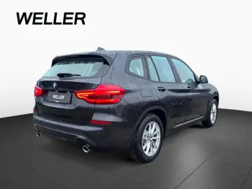 BMW X3 xDr20i Advantage AHK Pano StHz HUD Memo ACC