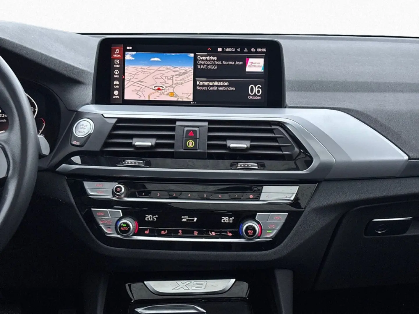 BMW X3 xDr20i Advantage AHK Pano StHz HUD Memo ACC