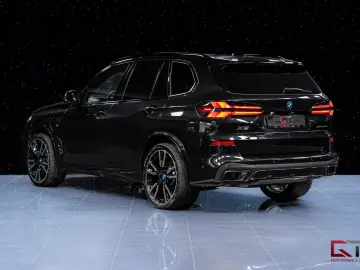 X5 xDrive50e M-Sport Travel DAP H/K Carbon 22