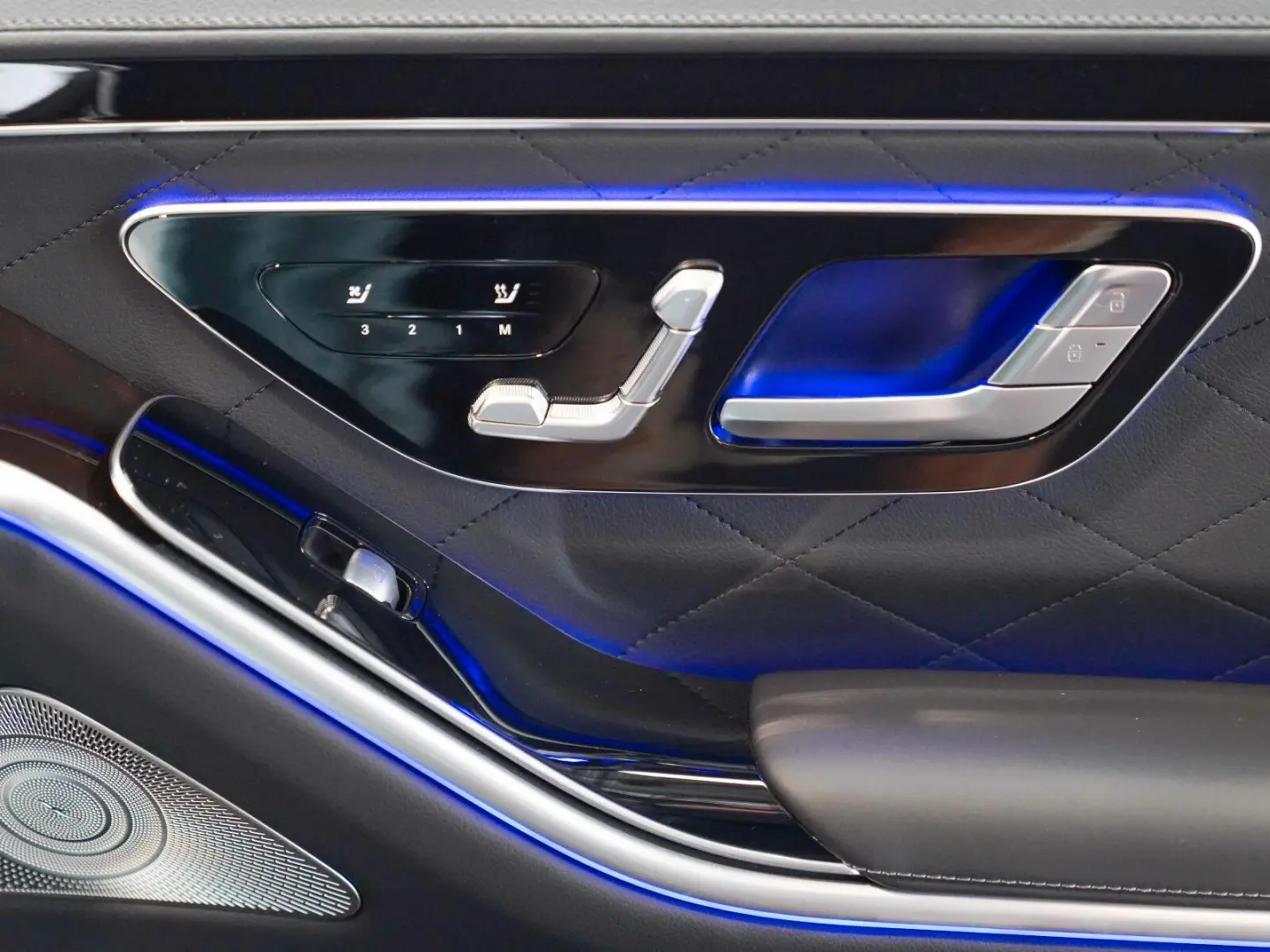 Mercedes-Benz S 350 d 4M Exklusiv HeadUp AMG Panorama