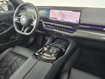 BMW 520i M Sportpaket Komfortsitze Panorama