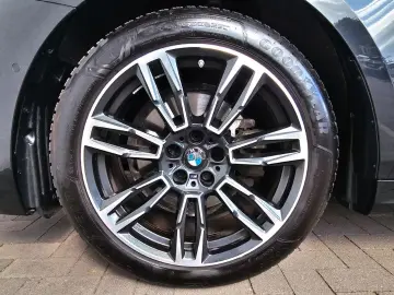 BMW 520i M Sportpaket Komfortsitze Panorama